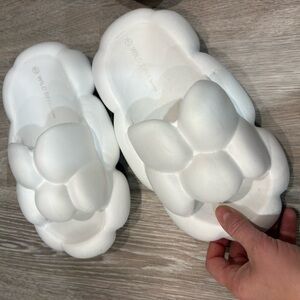 Cream Cloud Slides Stuck In The Clouds Slides - Size 6